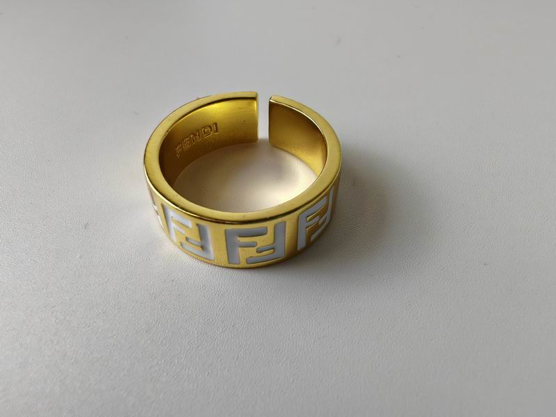 Fendi ring 11lyr8